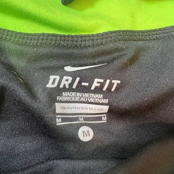 Nike Dri Fit Crew Running Short Black and Green Size Medium - Picture 3 of 12